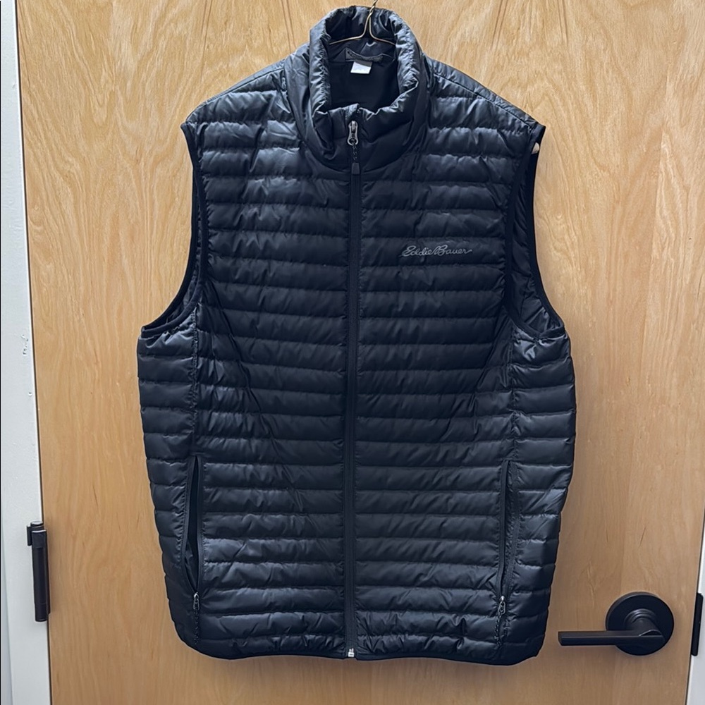 Eddie Bauer Men's Black Puffer Vest